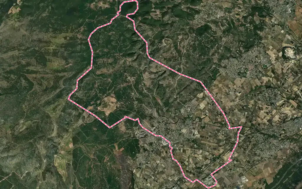Vue satellite de Cournonterral avec ses contours administratifs
