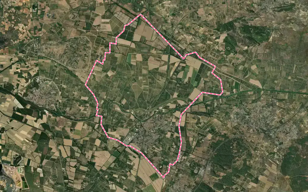Vue satellite de Coursan avec ses contours administratifs