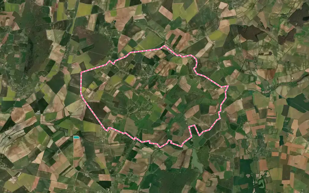 Vue satellite de Couy avec ses contours administratifs
