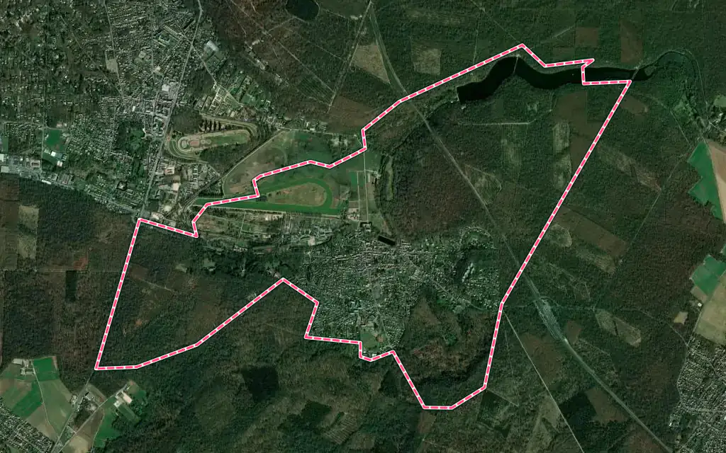 Vue satellite de Coye-la-Forêt avec ses contours administratifs