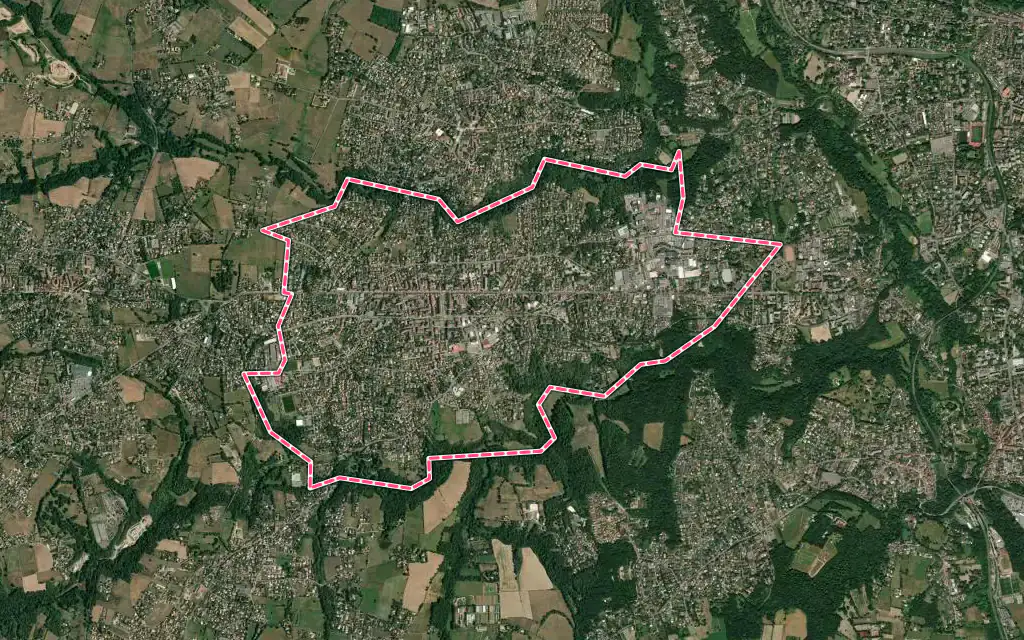 Vue satellite de Craponne avec ses contours administratifs