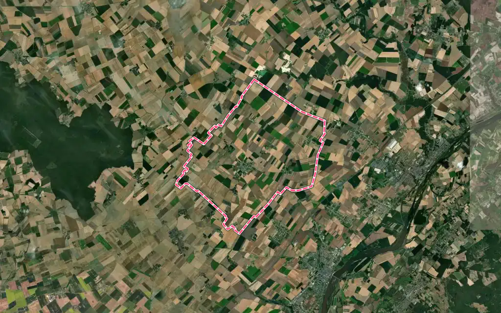 Vue satellite de Cravant avec ses contours administratifs