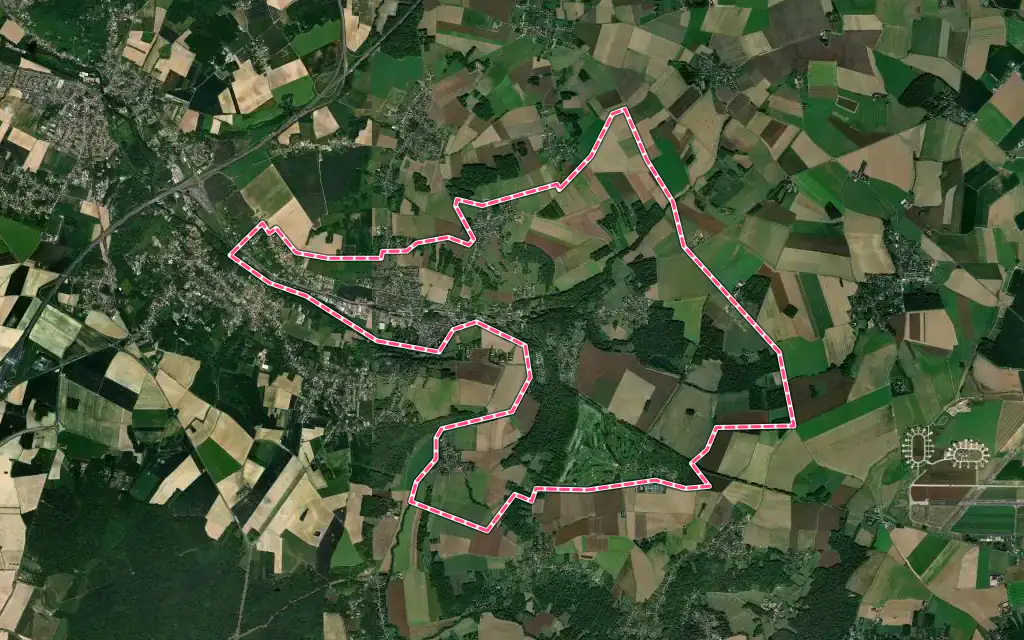 Vue satellite de Crécy-la-Chapelle avec ses contours administratifs