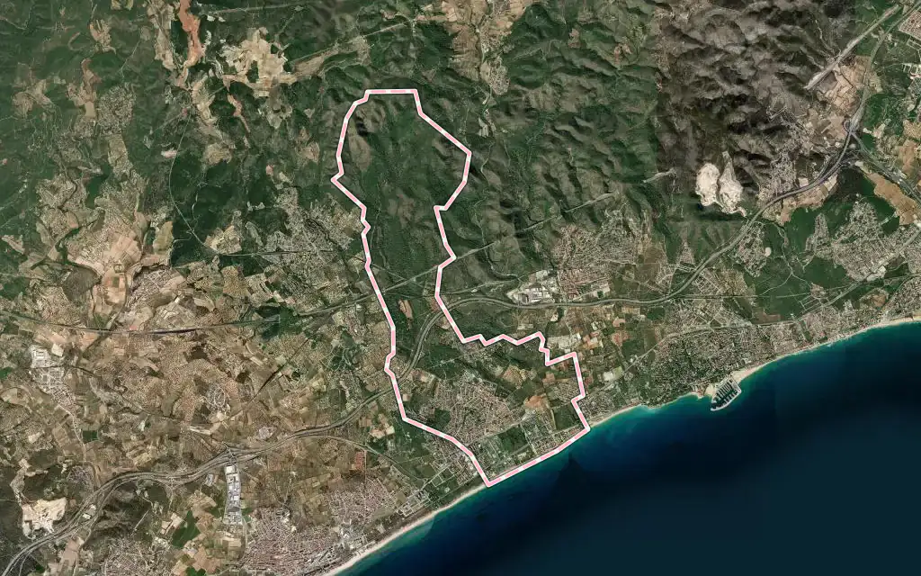 Vista satélite de Creixell con su contorno administrativo