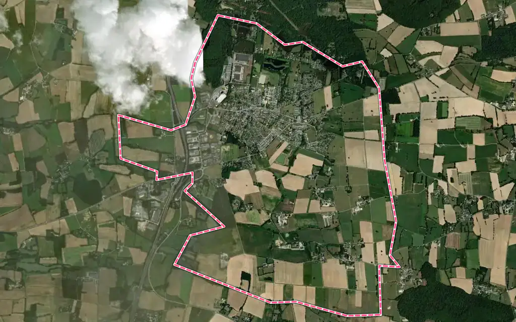 Vue satellite de Crevin avec ses contours administratifs