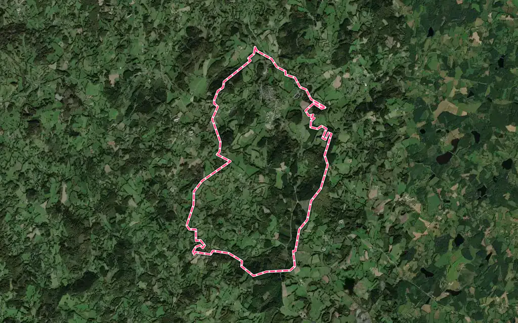Vue satellite de Crocq avec ses contours administratifs