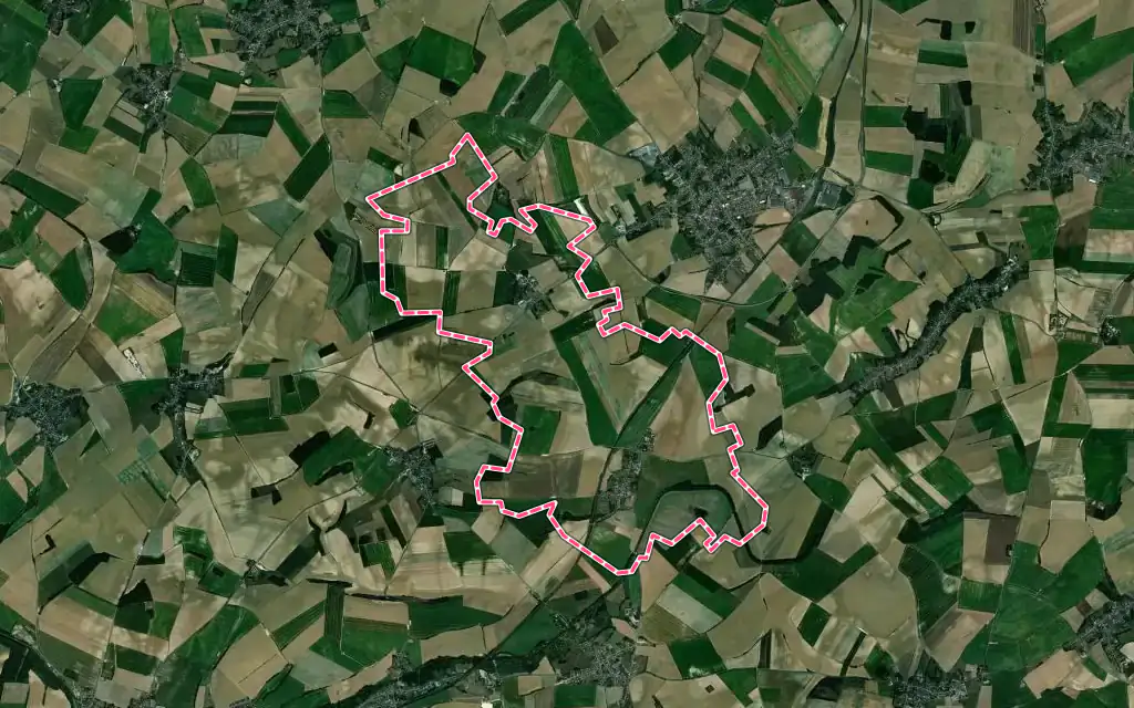 Vue satellite de Croix-Fonsomme avec ses contours administratifs
