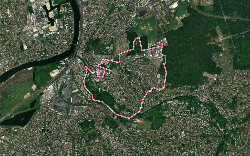 Vue satellite de Crosne avec ses contours administratifs