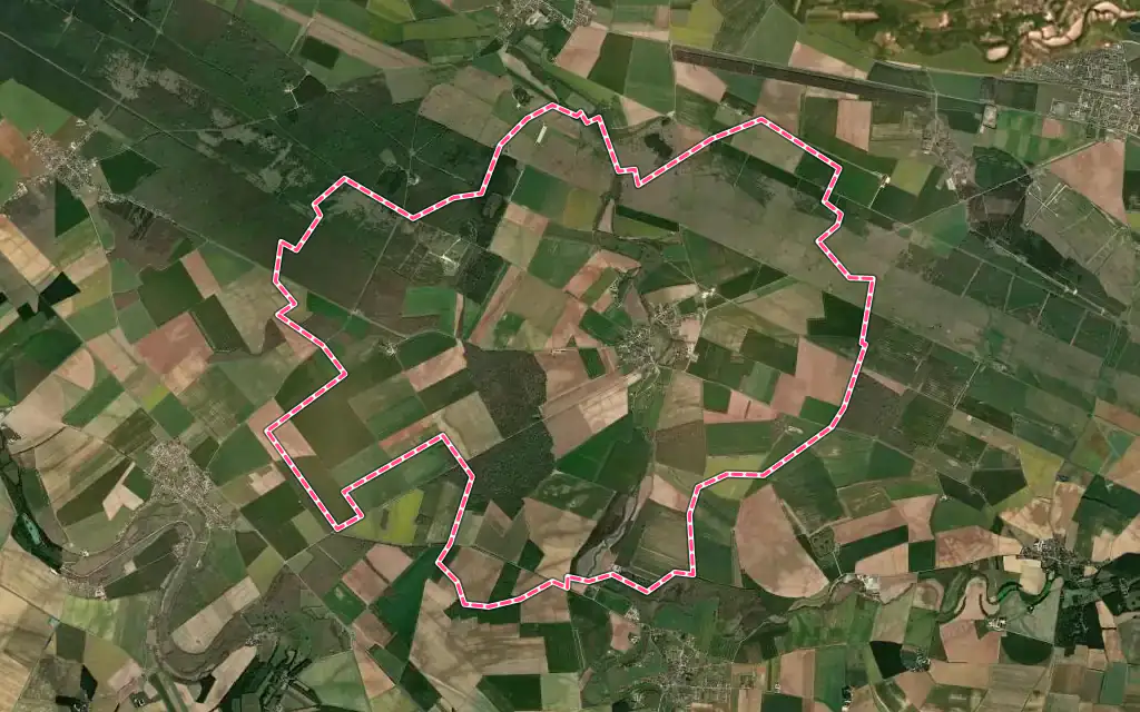 Vue satellite de Crosses avec ses contours administratifs