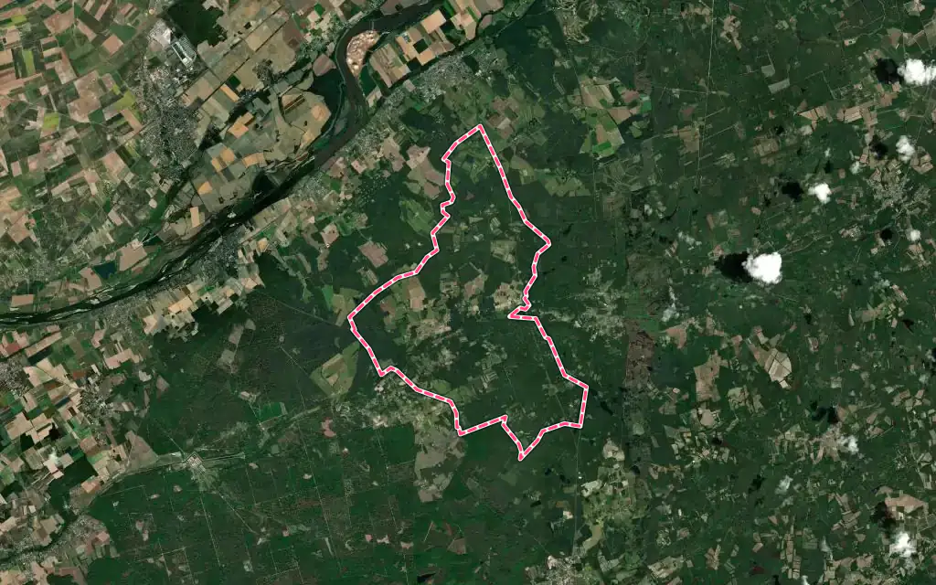 Vue satellite de Crouy-sur-Cosson avec ses contours administratifs