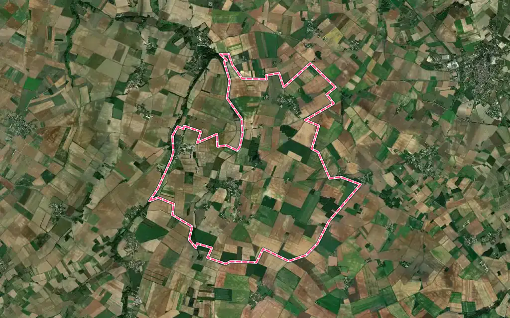 Vue satellite de Cuhon avec ses contours administratifs