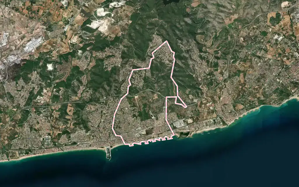 Vista satélite de Cunit con su contorno administrativo