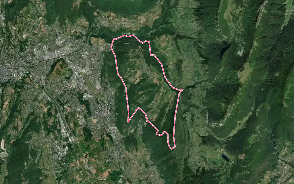Vue satellite de Curienne avec ses contours administratifs