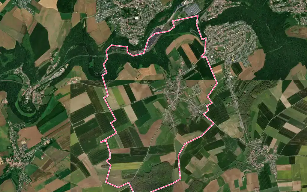 Vue satellite de Cutry avec ses contours administratifs
