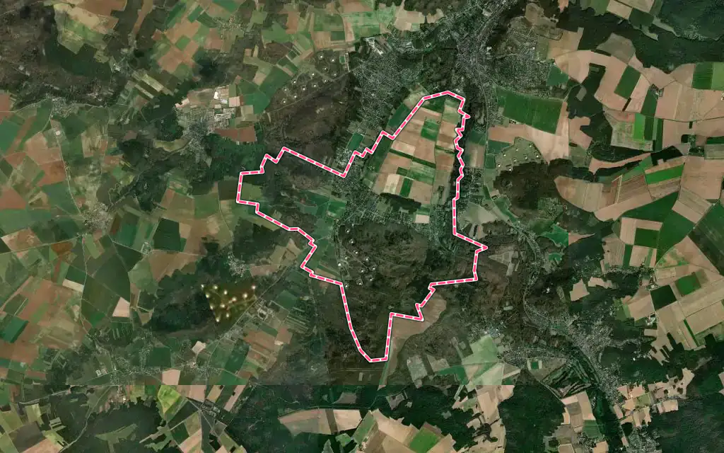 Vue satellite de D'Huison-Longueville avec ses contours administratifs