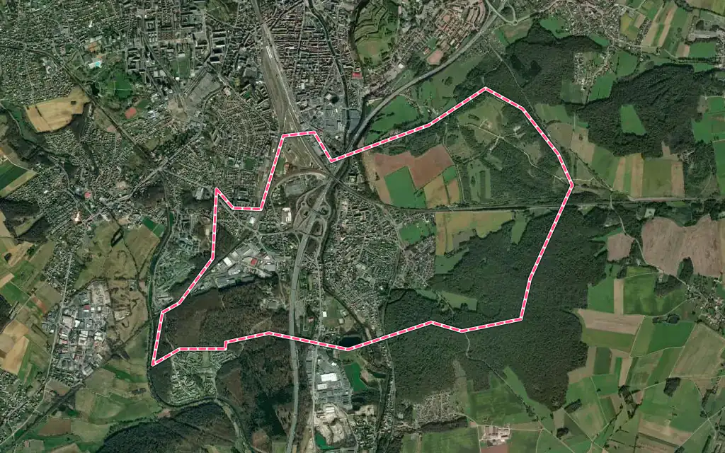 Vue satellite de Danjoutin avec ses contours administratifs