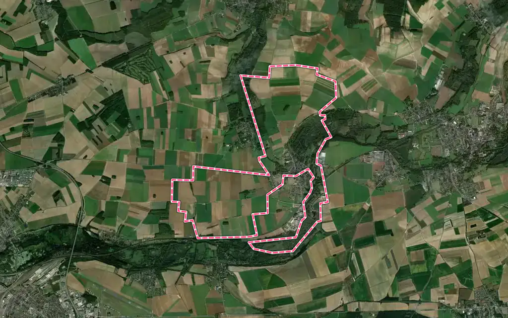 Vue satellite de Daours avec ses contours administratifs