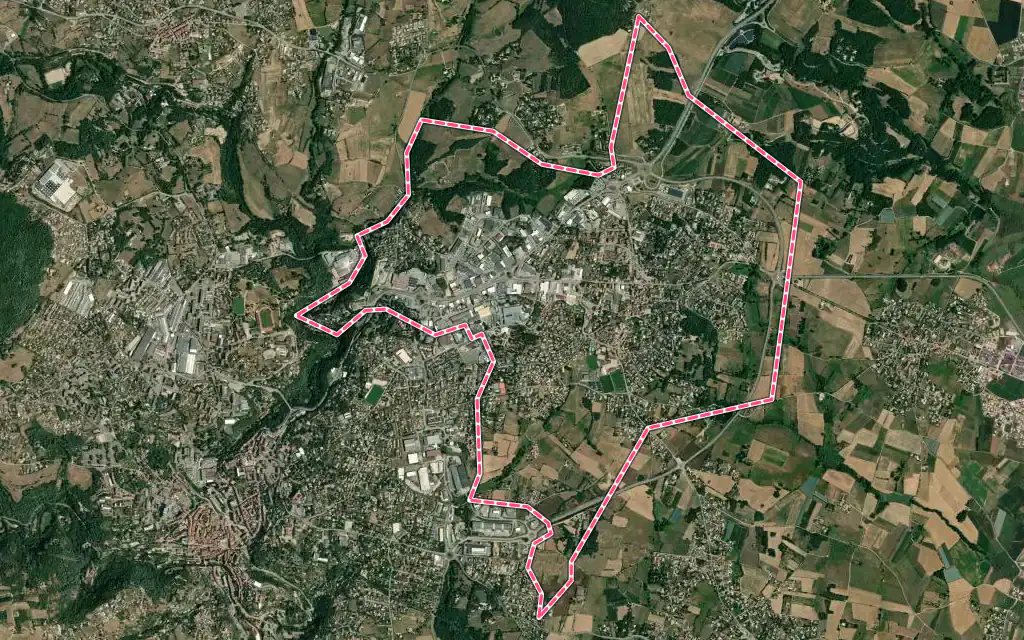 Vue satellite de Davézieux avec ses contours administratifs