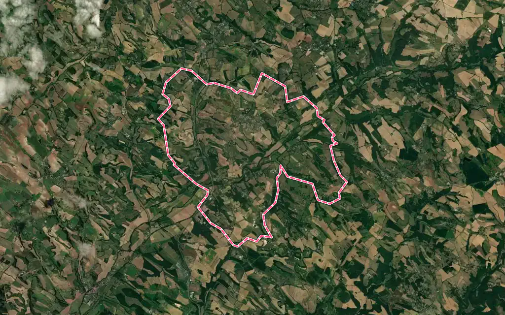 Vue satellite de Dénat avec ses contours administratifs