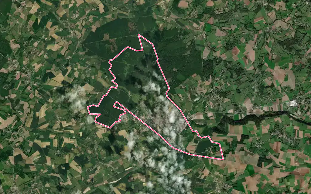 Vue satellite de Desvres avec ses contours administratifs