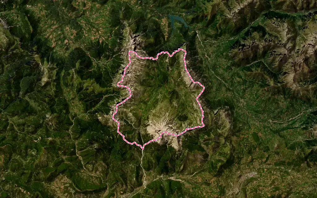 Vue satellite de Dévoluy avec ses contours administratifs