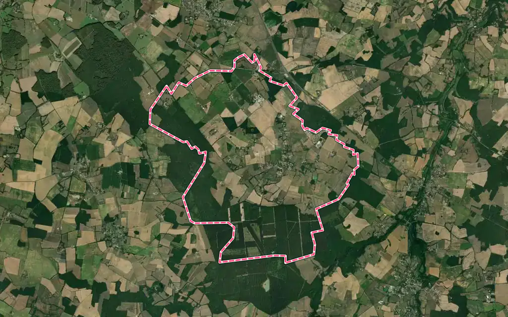 Vue satellite de Dienné avec ses contours administratifs