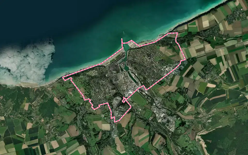 Vue satellite de Dieppe avec ses contours administratifs
