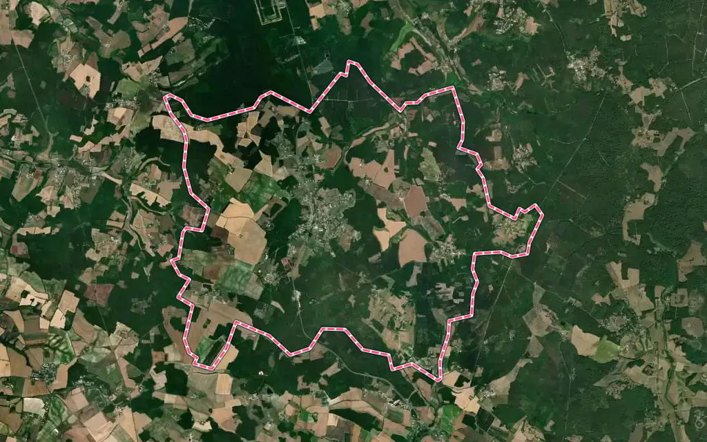 Vue satellite de Dignac avec ses contours administratifs