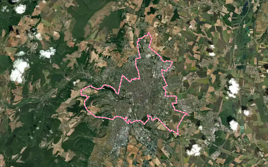 Vue satellite de Dijon avec ses contours administratifs