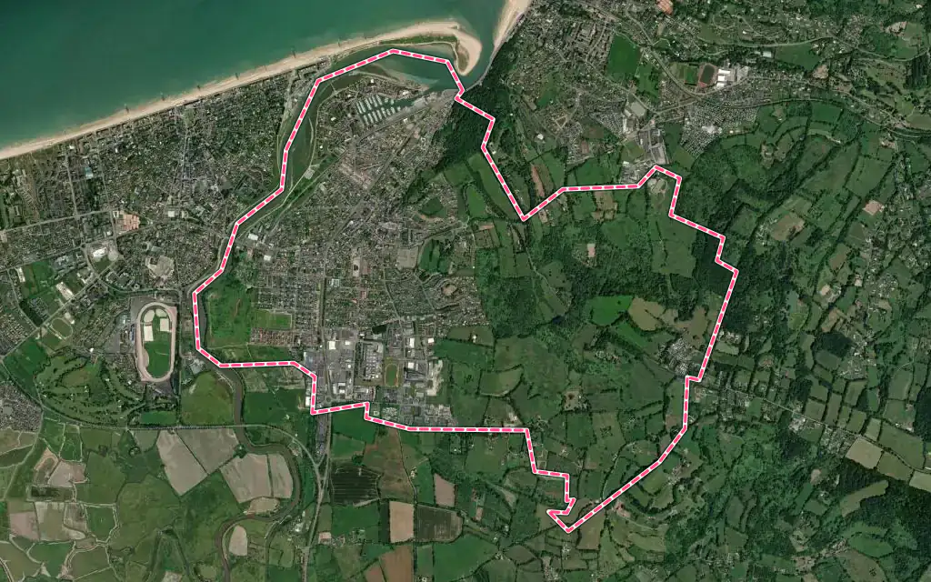 Vue satellite de Dives-sur-Mer avec ses contours administratifs