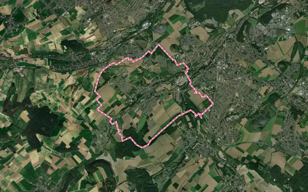 Vue satellite de Divion avec ses contours administratifs