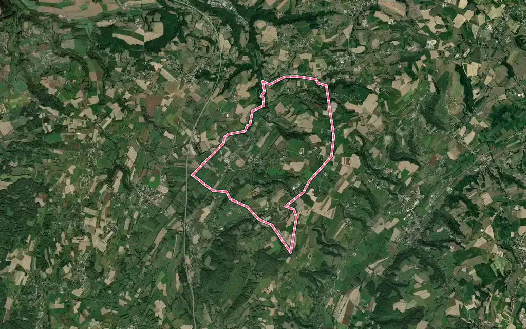 Vue satellite de Doissin avec ses contours administratifs