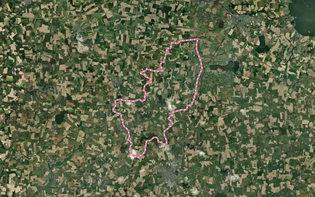 Vue satellite de Domalain avec ses contours administratifs