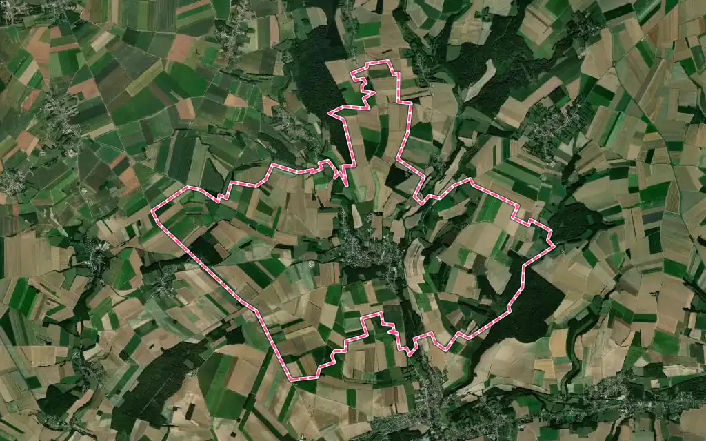 Vue satellite de Domart-en-Ponthieu avec ses contours administratifs