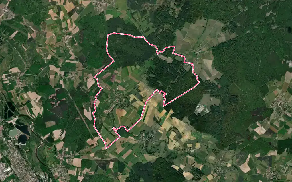 Vue satellite de Domèvre-sur-Durbion avec ses contours administratifs