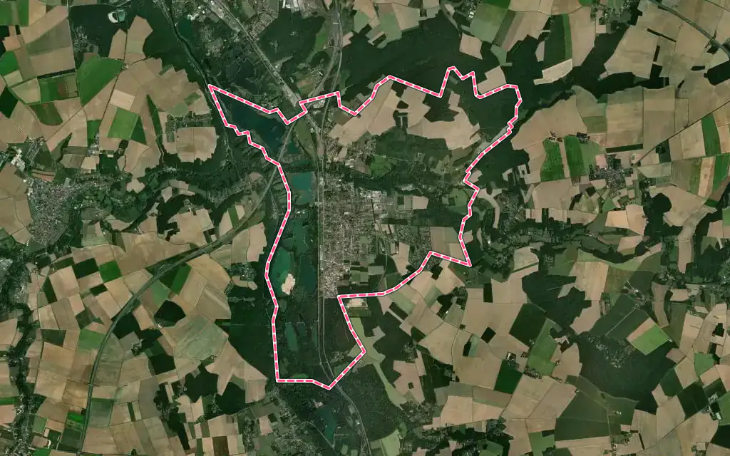 Vue satellite de Dordives avec ses contours administratifs