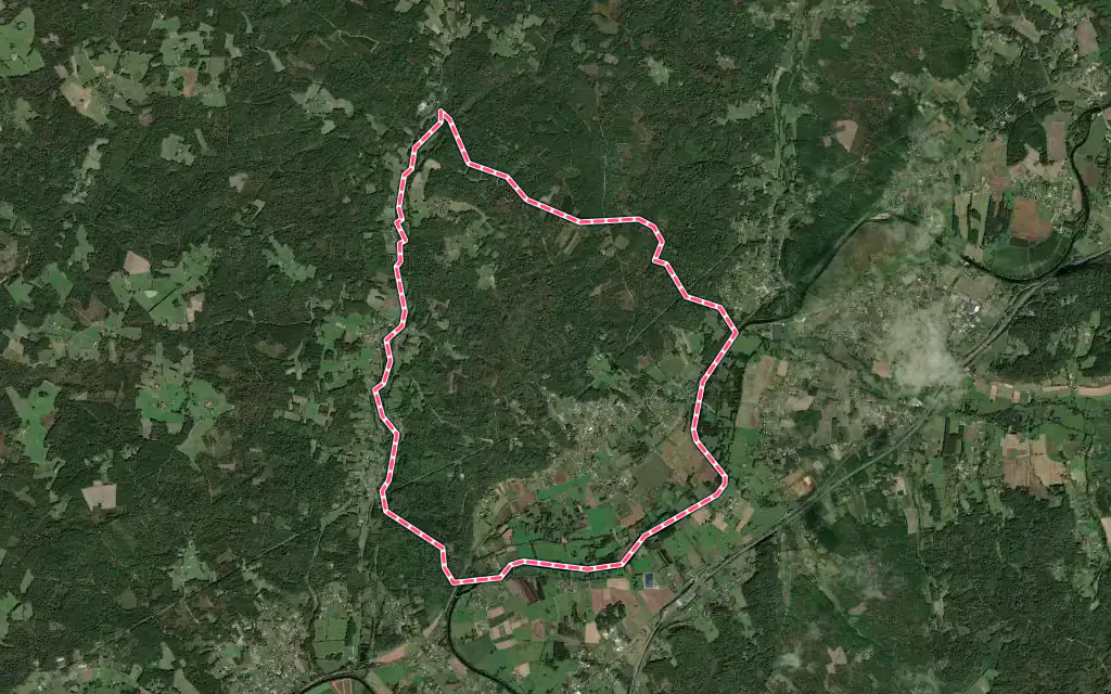 Vue satellite de Douzillac avec ses contours administratifs