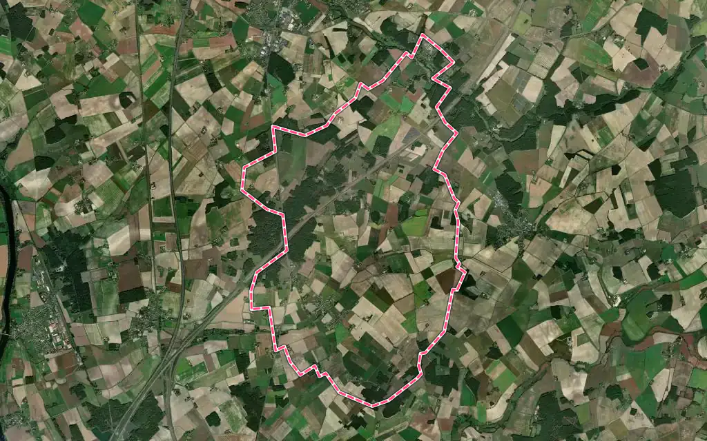 Vue satellite de Draché avec ses contours administratifs