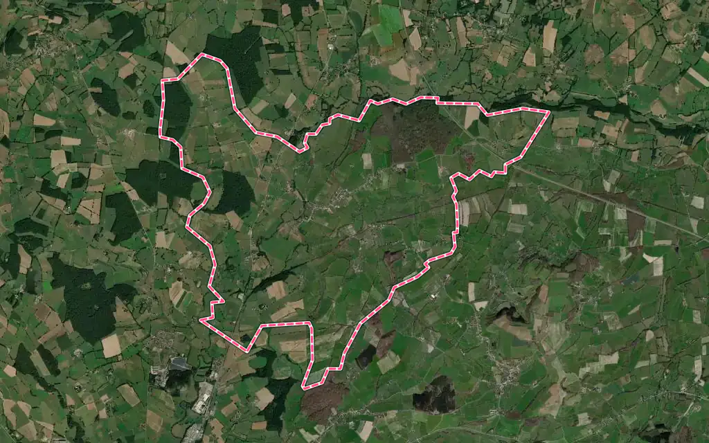 Vue satellite de Dracy-Saint-Loup avec ses contours administratifs