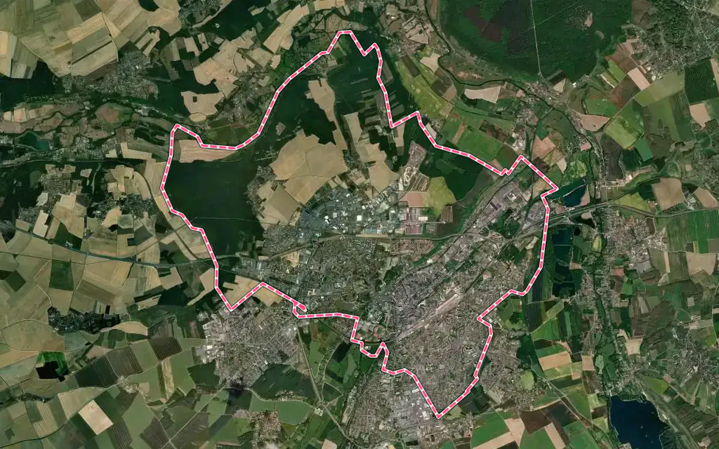 Vue satellite de Dreux avec ses contours administratifs
