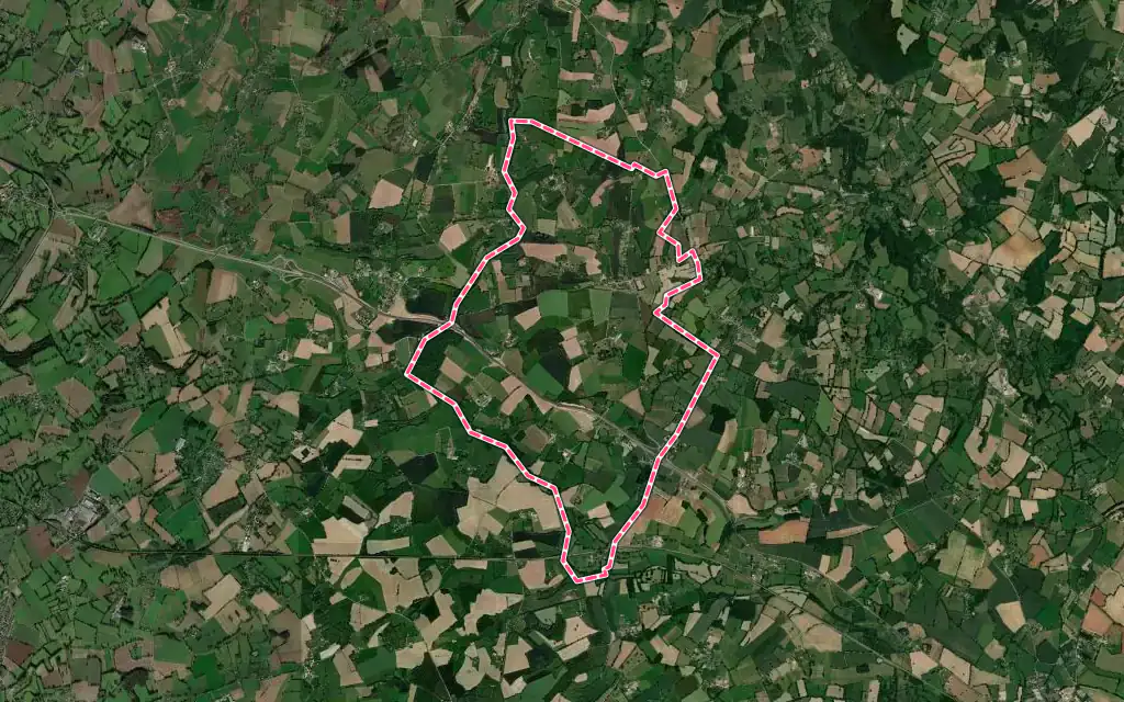 Vue satellite de Durcet avec ses contours administratifs