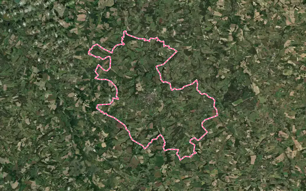 Vue satellite de Eauze avec ses contours administratifs