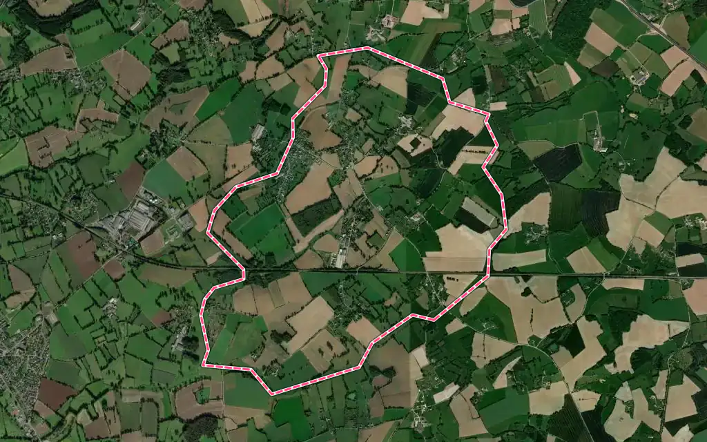 Vue satellite de Échalou avec ses contours administratifs