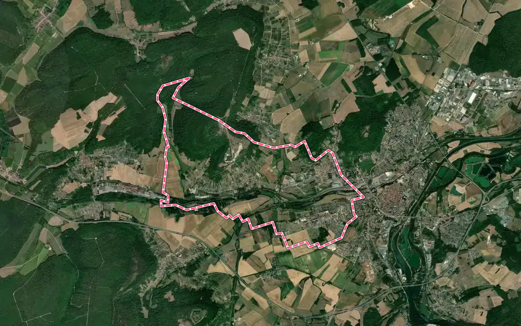 Vue satellite de Écrouves avec ses contours administratifs