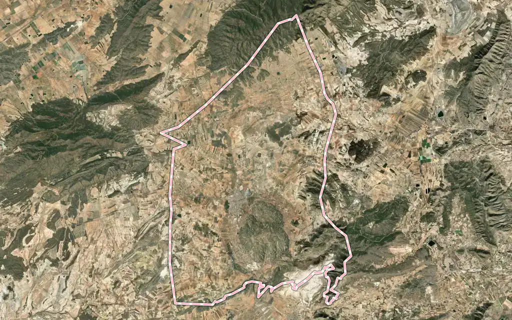 Vista satélite de el Pinós / Pinoso con su contorno administrativo