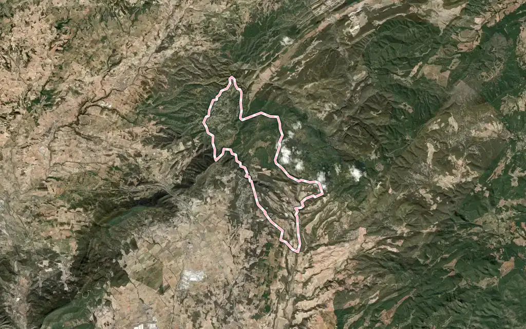 Vista satélite de el Pont d'Armentera con su contorno administrativo
