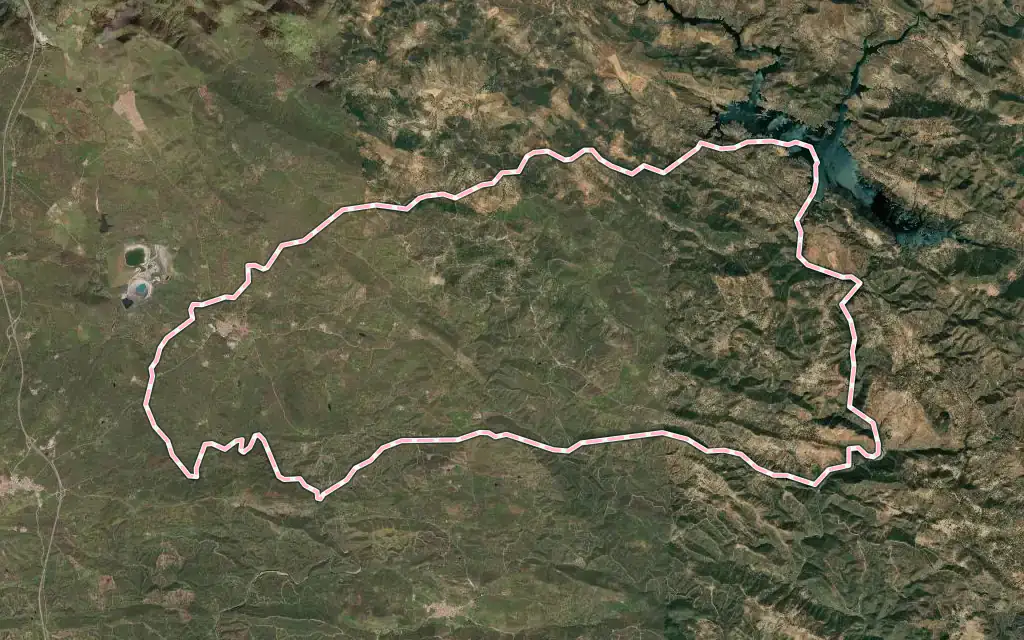 Vista satélite de El Real de la Jara con su contorno administrativo