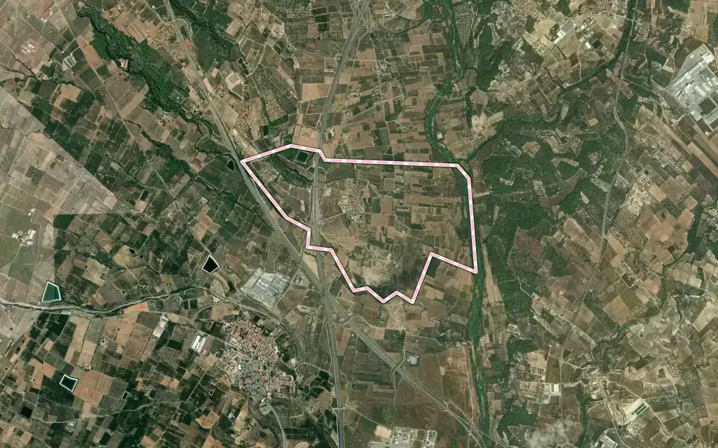 Vista satélite de el Rourell con su contorno administrativo