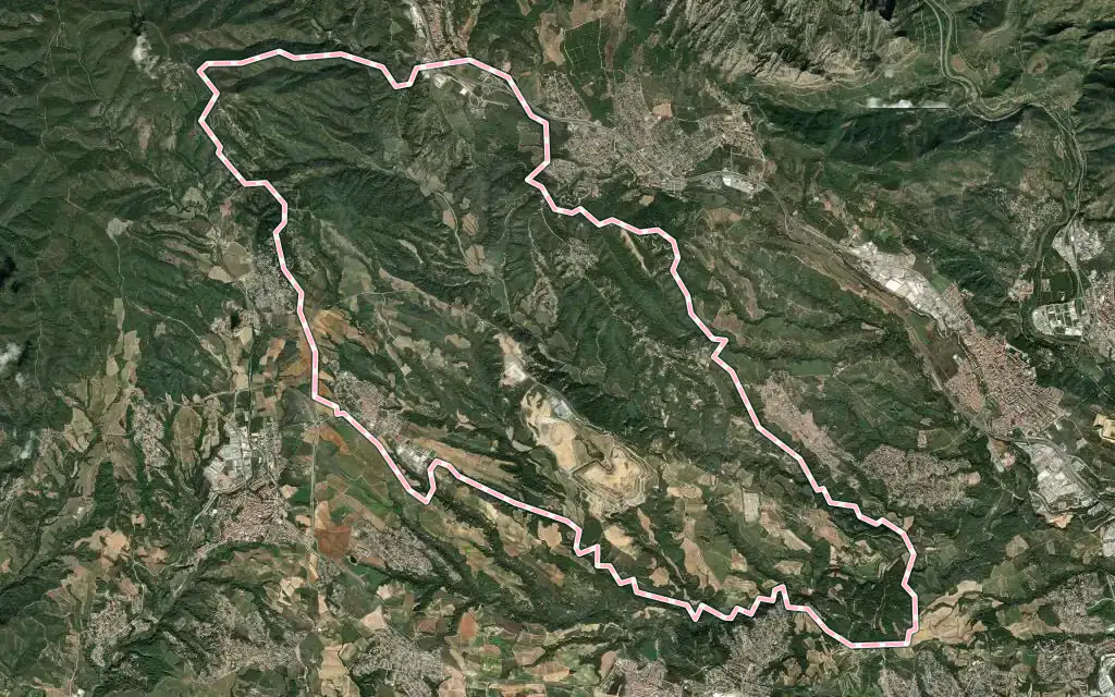 Vista satélite de els Hostalets de Pierola con su contorno administrativo