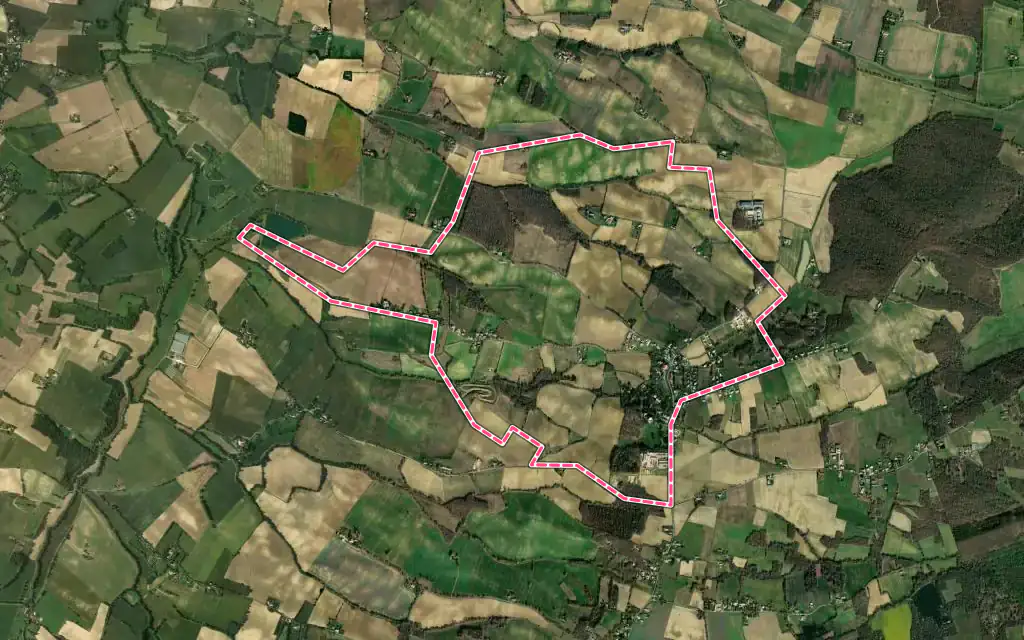 Vue satellite de Empeaux avec ses contours administratifs